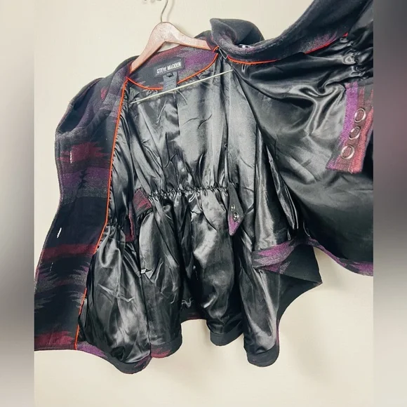 Steve Madden Poncho-Style Jacket – Southwest Geometric Hooded Cape, Size M - Picture 12 of 13